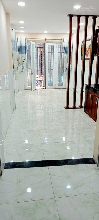 cho thuê MT Hòa Hảo trệt 2 lầu Dt 3.2mx11m giá 17tr/th