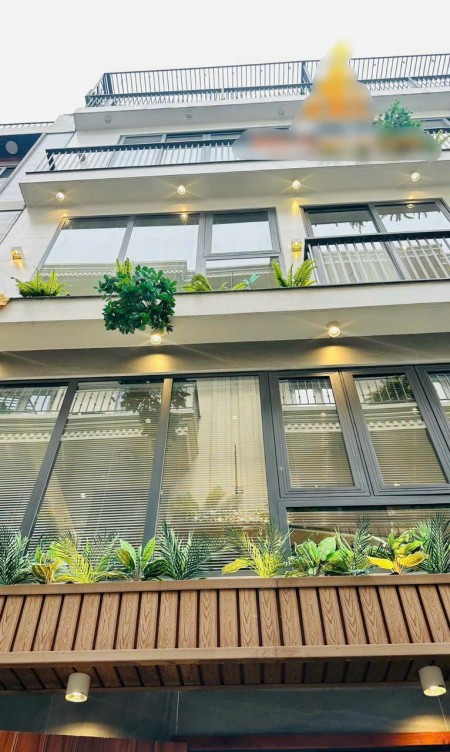 Cho thuê nhà có hồ bơi , phòng xông hơi P14 (8x5) - Xe hơi vào nhà