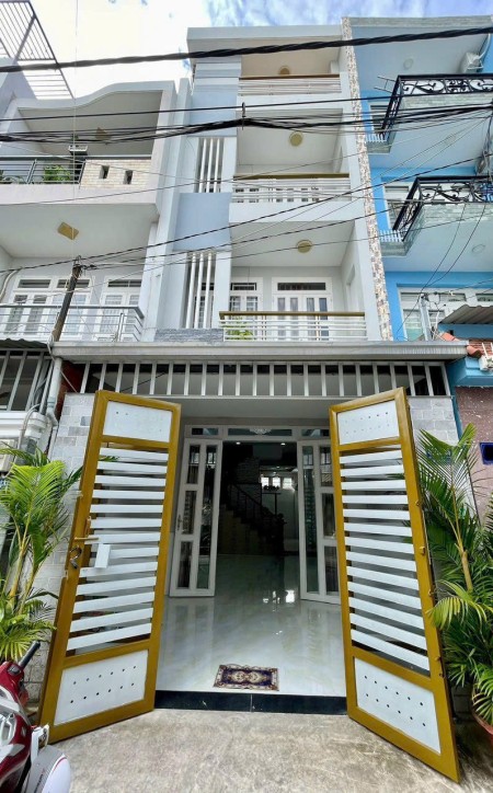 nhà xe hơi đậu trước cửa hẻm 2/ ngắn đs59 p14 sạch đẹp 4pn