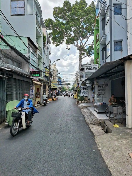 Nhà Nguyên Căn Mặt Tiền Đoạn Vĩnh Viễn Vs Ngô Quyền, Nhà Sơn Mới 100%, 40m2, 3 phòng ngủ, 4 toilet