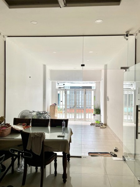 Cho thuê nhà nguyên căn 3 tầng 88m2 đường Phú Mỹ, Bình Thạnh, 88m2, 3 phòng ngủ, 2 toilet
