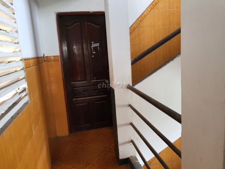 Chính chủ cho thuê nhà nguyên căn đường Võ Văn Kiệt, Q1