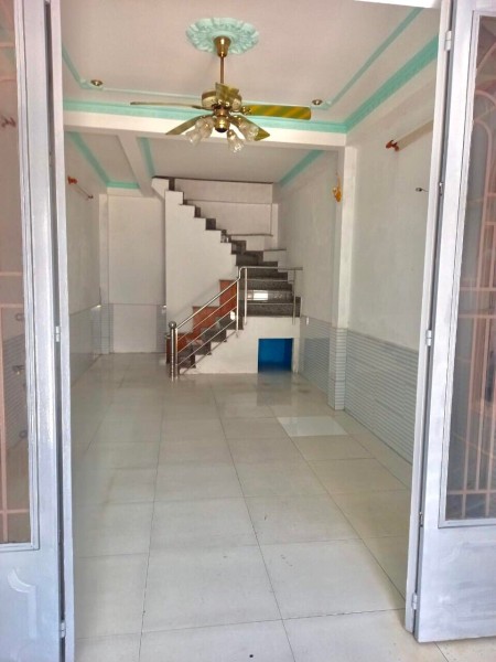 Cho thuê nhà mặt tiền đs 53 Quận 7