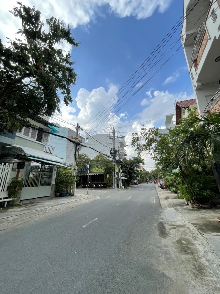 Cho thuê nhà nguyên căn C4 MT đường số 14A Cư Xá Ngân Hàng .P,TTT,Q7