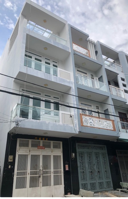 Nhà nguyên căn (4x17)3.5 tấm KDC Bình Phú 1 Giá quá rẻ 17tr/tháng