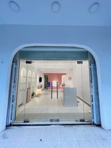 Cho thuê nhà mới đường Thành Thái Quận 10