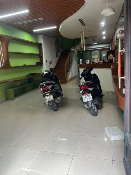 Giá siêu rẻ 60 triệu! Chính chủ cho thuê MT Đ. Lý Thường Kiệt, phường 15 quận 11 tiện làm căn hộ dv