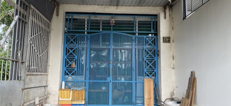 Cho thuê nhà nguyên căn lâu dài giá rẻ (120m2) gần Công ty SAMBUVINA, 120m2, 2 phòng ngủ,