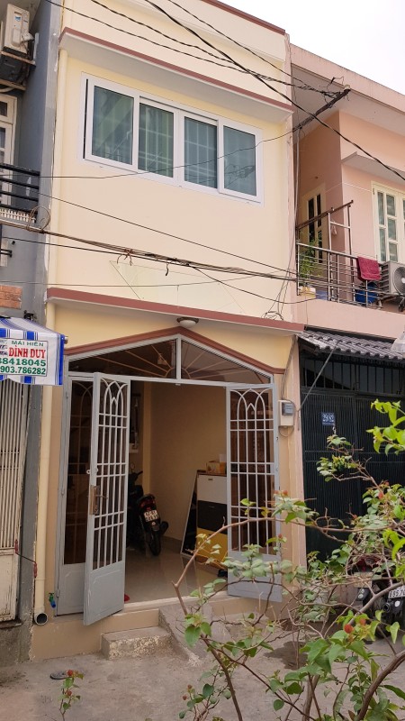 Chính chủ cho thuê nhà nguyên căn, 2 tầng, 2PN, 3WC giá rẽ P6 Bình Thạnh, 70m2, 2 phòng ngủ, 3 toilet