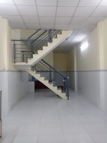 Nhà cho thuê hẻm xe tải đường Hoàng Ngân, Phường 16, Quận 8. Giá 7 triệu