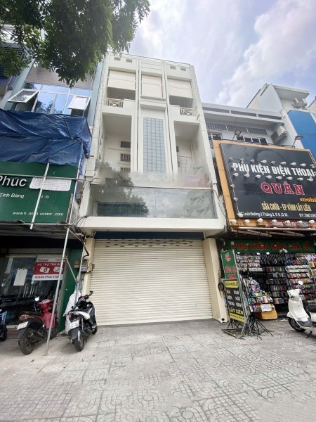 Cho thuê nguyên căn Mặt Tiền đường 3 tháng 2 P6 Quận 11 chỉ 30tr Ngang 5 trệt 2 lầu