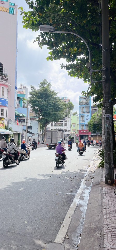Đi đến slide 1