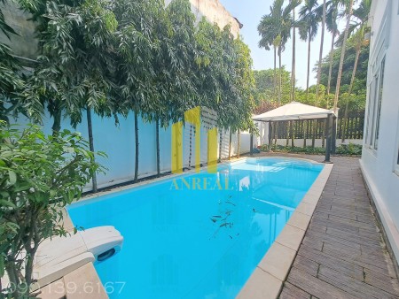 Đi đến slide 1