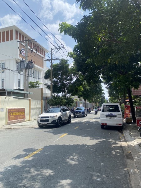 Cho thuê nhà mặt tiền số 128 Hồng Hà, P9, Phú Nhuận, 4x22, 4 tầng