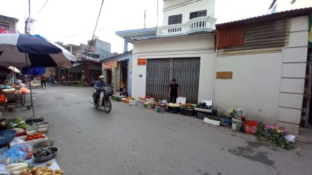 Cho thuê nhà lâu dài, thuận tiện kinh doanh, 200m2, 3 phòng ngủ, 1 toilet