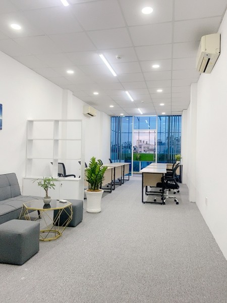 Cho thuê văn phòng view kính full nội thất văn phòng, giá 8 triệu