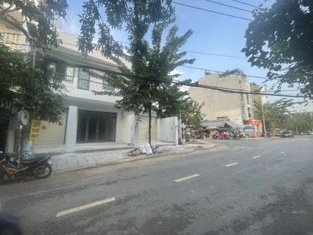 Cho thuê nhà mặt tiền đường số 12, phường An Khánh, Quận 2 - DT: 7 x 18 mới xây - Giá 30 triệu, 290m2, , 2 toilet