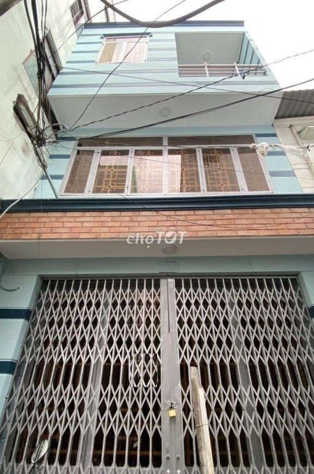 Nhà cho thuê trong hẻm 243 đường số 41 gần Khánh Hội Hoàng Diệu Phường 8 nhà 1 trệt lửng 1 lầu