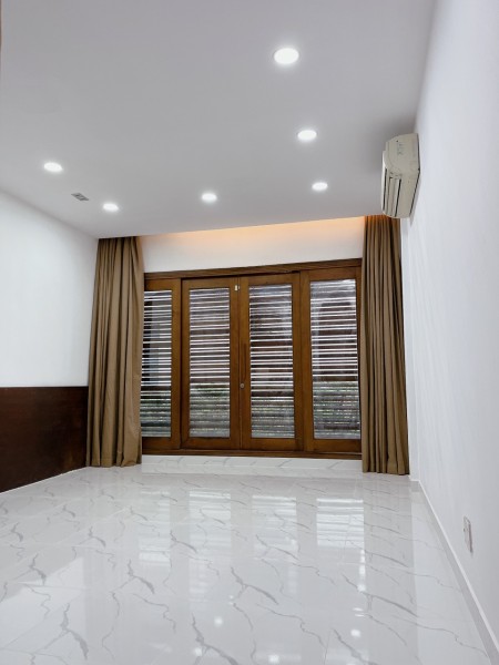 Đi đến slide 8