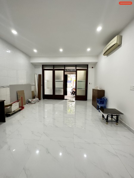 MT Đào Duy Anh 5x20m. Trệt 3Lầu, 5Pn, 6Wc Full ML. Hợp VPCT, 400m2, 5 phòng ngủ, 6 toilet