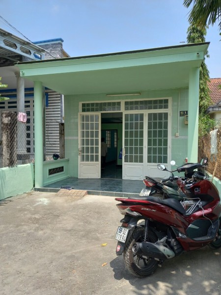 Cho thuê nhà ở có sân vườn xã Phước Thạnh, huyện Củ Chi, 200m2, 3 phòng ngủ, 1 toilet
