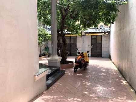 ViLla HXH Cộng Hoà 7.7x30m, Trệt, Lửng, Lầu. 6pn, 4wc. KĐ Đa Nghành.