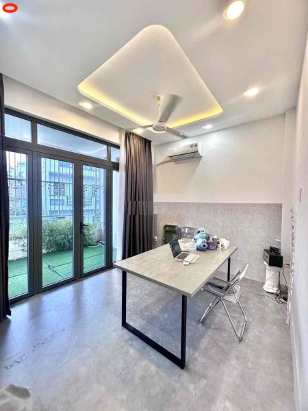 Nhà Chu Văn An 5x15m, 1trệt, 2lầu. 4pn, 3wc. chỉ 17tr/th.