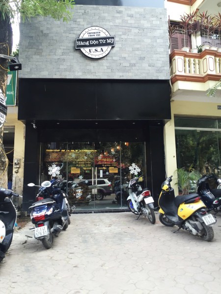 Cho thuê mặt bằng mặt tiền Lương Hữu Khánh Quận 1 ngang 6 trệt + Lửng + Lầu 28tr/tháng, 70m2, 4 phòng ngủ, 3 toilet