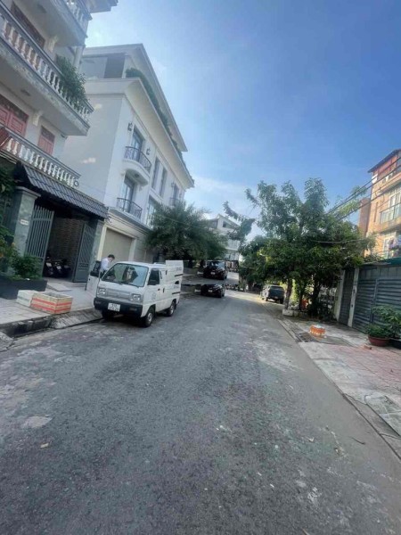 Hẻm xe Tải Bình Lợi, 5x20m 2Lầu.4pn, 4wc. Full NT Văn Phòng.