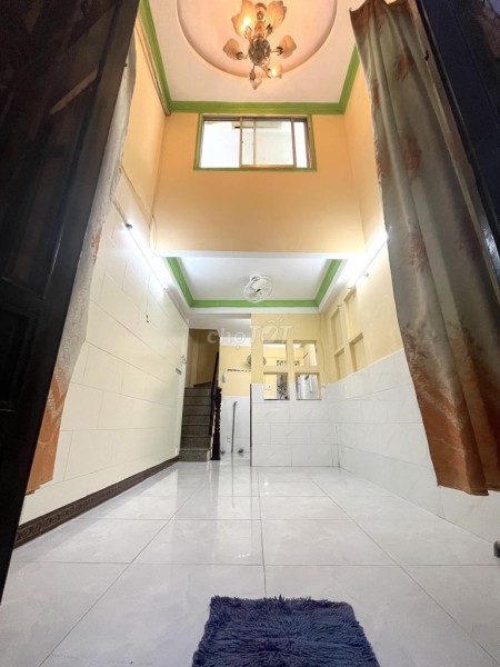 Cho thuê nguyên căn, Diện tích: 3m x 10m, nhà đúc kiên cố, 1 trệt + 1 lửng +1 lầu, sân, cổng, 30m2, 2 phòng ngủ, 2 toilet