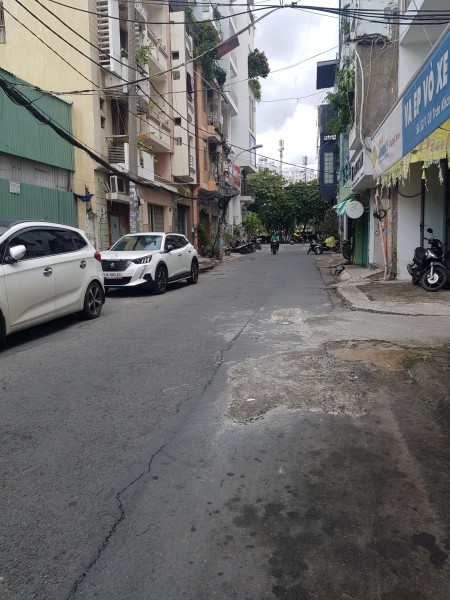 Cho thuê nhà HXT Trần Khánh Dư, nhà 2 tầng trống suốt tiện KD giá 20tr