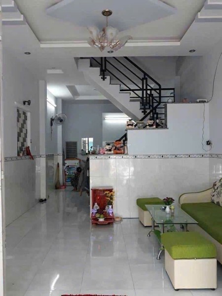 Cho thuê nhà nguyên căn hẻm 380 Lê Văn Lương phường Tân Hưng quận 7., 48m2, 2 phòng ngủ, 2 toilet