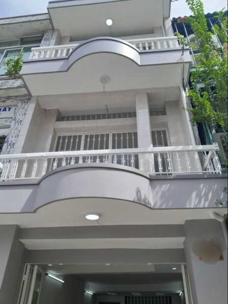 Cho thuê nguyên căn HXH Nam Kỳ Khởi Nghĩa, Quận 3, DTSD 200m2, 22tr/th, 200m2, 3 phòng ngủ, 3 toilet