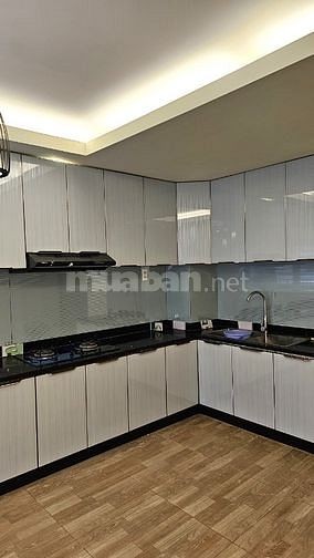 Cho thuê nhà 5 tầng mới đẹp NTCC hẻm xe hơi Huỳnh Văn Bánh giá 25 triệu