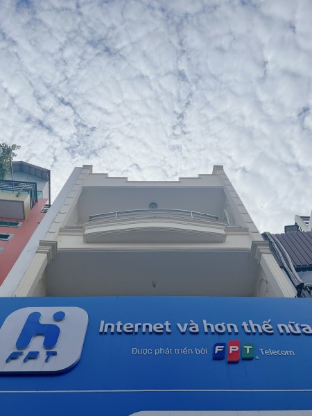 Chính chủ cho thuê MT Nguyễn Thái Bình, TB, 3 Tầng, 270m2 SD, Trống suốt.