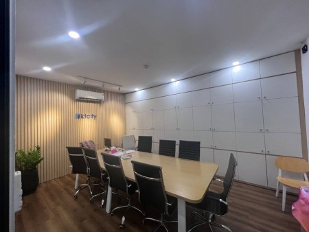 Cho thuê nhà Góc 2MT 134 Phổ Quang, PN, 5 Tầng, 6x18, 540m2 SD.