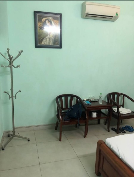 Cho thuê khách sạn 13 phòng / 35 triệu mặt tiền đường Quận 9