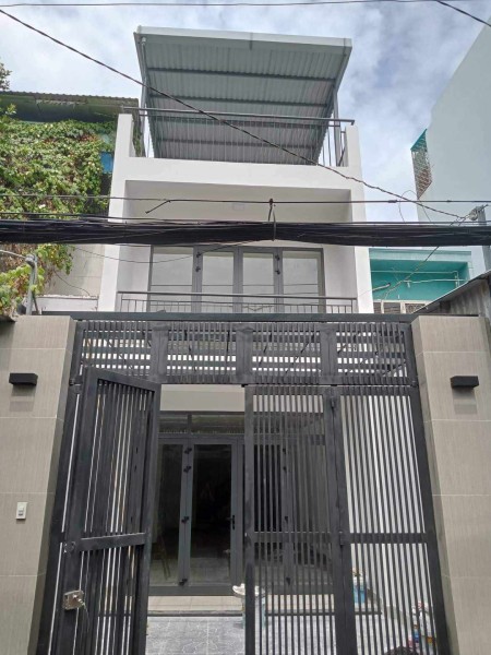 Cho Thuê Nhà Nguyên Căn Đường Xóm Chiếu, quận 4. Kết Cấu 1 trệt 2 lầu. Diện tích 5x20m