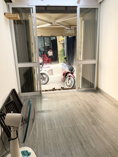 Cho thuê nhà ngay Lotter Quận 7, 1 lầu, giá 4 triệu/tháng.