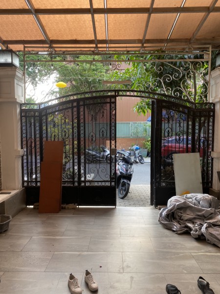 Nhà Khu City Land Garden Hill 5x20m, Trệt, 3lầu. Full nội thất. Chỉ 30tr/th