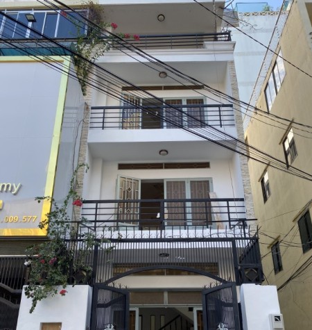 Cho thuê nhà mặt tiền đường Đồng Nai, P2, Tân Bình, 5x17m, trệt 2 lầu