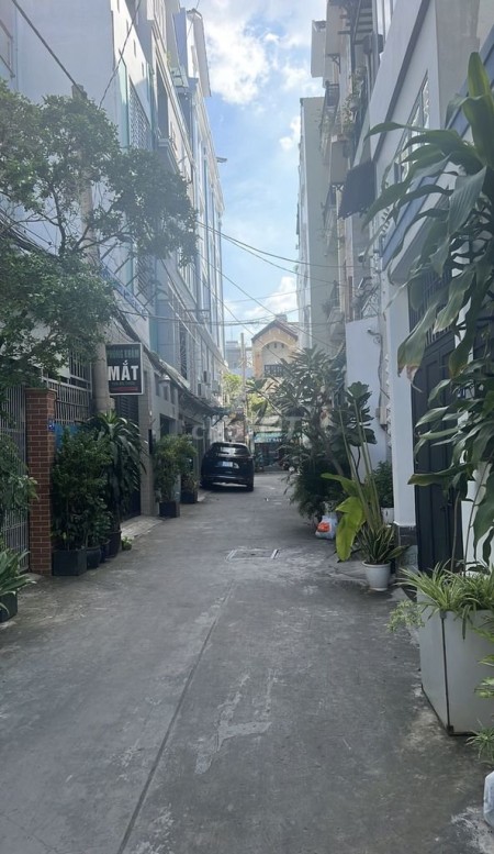 Cho thuê nhà nguyên căn hẻm xe tải đường số 79, Tân Quy, Q.7, 4m x 16m, 1 lầu, 2PN