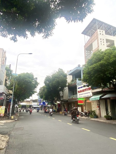 Cho thuê nhà MT Trương vĩnh Kí. 2 lầu. 3pn. Giá 22 triệu.