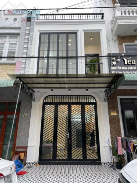 Nhà mới HXH Nguyễn Văn Cừ 4x17m, Trệt - Lầu, 3 PN, Ngay ĐH Sư Phạm