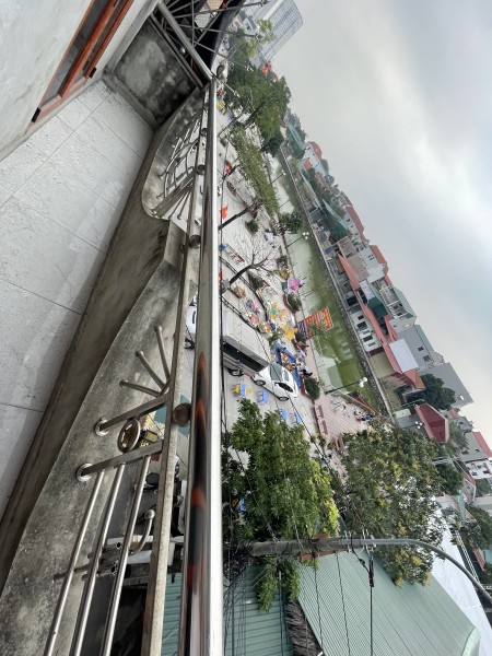 Đi đến slide 8