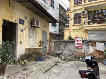 Chính chủ cần cho thuê nhà, VP khép kín tại ngõ 97 đường Văn Cao, Ba Đình, HN (ôtô đỗ cửa)
