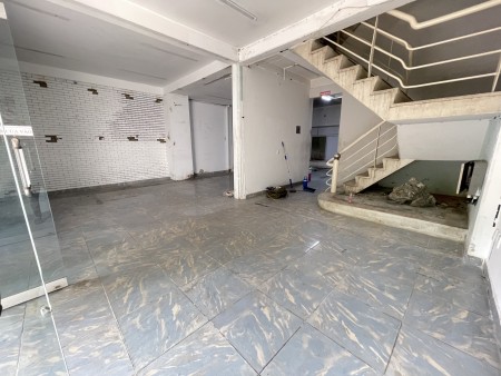 Mặt tiền ĐS Chu Văn An 8x20m, 1trệt, 4L truống suốt. KĐ đa nghành