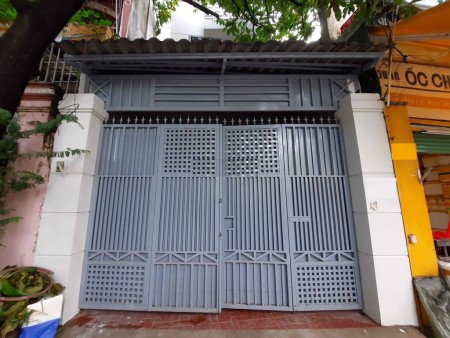 Mặt Tiền Nguyễn Văn Công. 4x15m, 1 trệt, 2 lầu, 3pn, 3wc. Chỉ 18 triệu