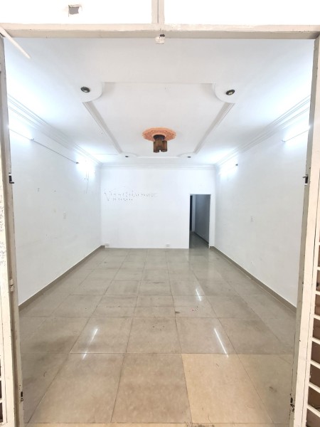 Cho thuê nhà hẻm 6m Thoại Ngọc Hầu quận Tân Phú 4,5 x18, 2 Tầng chỉ 12 triêu tl