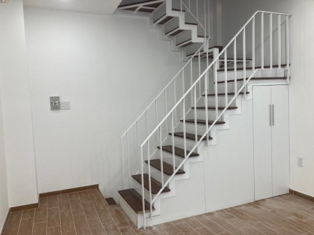 Cho thuê nhà hẻm 6m Mã lò, quận Bình Tân, diện tích 40m - 4 Tầng chỉ 8,5 triệu